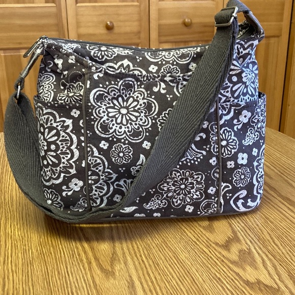 Thirty-one 31 Free To Be Carry All Shoulder Crossbody in Woodstock Brown - Picture 2 of 12